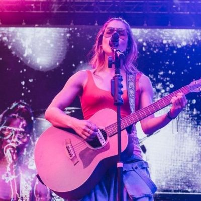 María León encenderá el escenario en Corregidora con concierto gratuito